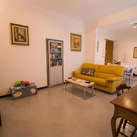 Your House In Genua